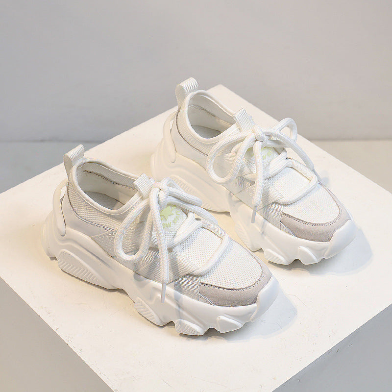 Woman Mesh Surface Sneakers
