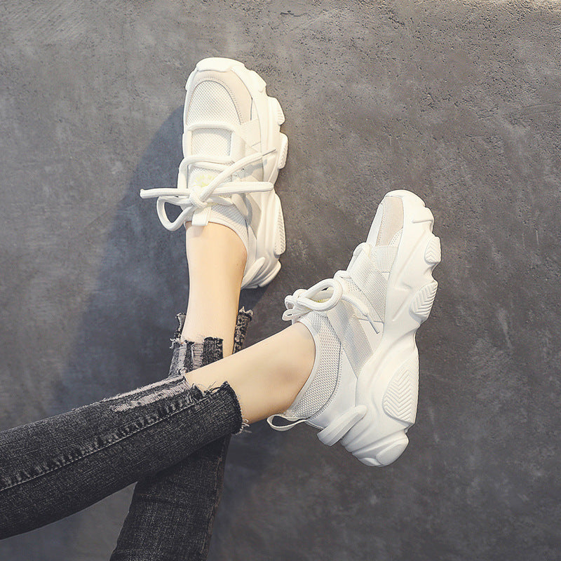 Woman Mesh Surface Sneakers